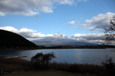 湖2.jpg
